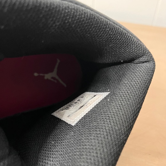 Nike Air Jordan Legacy 312 Black and Red High-Top Sneakers Men's 12 - Picture 12 of 13